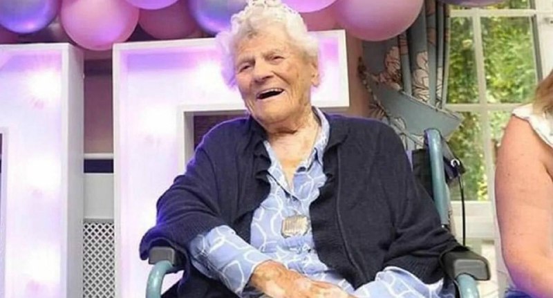 Отмечаем! старейшему человеку в мире исполнилось 117 лет В пятницу свой 117-й день рождения отметила...